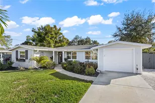 3122 N Regatta Circle, Sarasota, FL 34231 - Photo 1