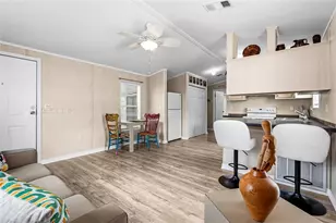 2079 Sun Home St, Sarasota, FL 34231 - Photo 5