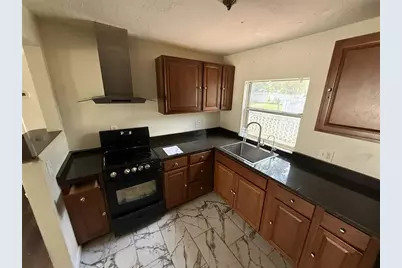 1810 9th Street W, Palmetto, FL 34221 - Photo 5