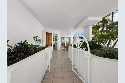 350 Gulf Of Mexico Drive #213, Longboat Key, FL 34228 - Photo 5