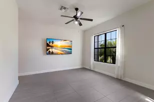 712 Sigsbee Loop, Sarasota, FL 34240 - Photo 5