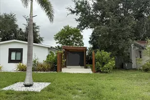 907 Fruitland Ave, Bradenton, FL 34207 - Photo 25