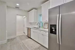 1901 Morrill St, Sarasota, FL 34236 - Photo 9