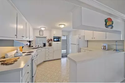 1100 University Parkway #58, Sarasota, FL 34234 - Photo 9