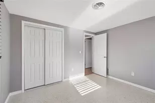 2348 Doud St, Sarasota, FL 34231 - Photo 33