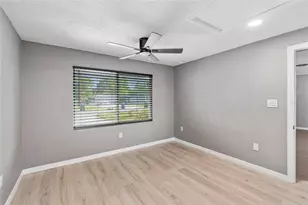 2348 Doud St, Sarasota, FL 34231 - Photo 11