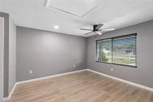 2348 Doud St, Sarasota, FL 34231 - Photo 9