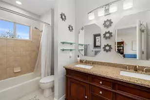 6215 Warbler Ln, Lakewood Ranch, FL 34202 - Photo 49