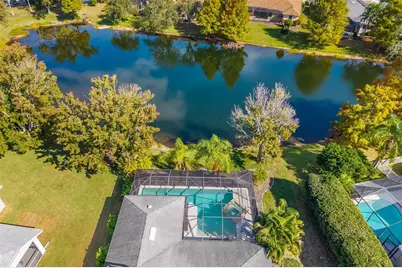 6215 Warbler Lane, Lakewood Ranch, FL 34202 - Photo 7