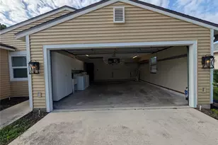 517 Bearded Oaks Cir, Sarasota, FL 34232 - Photo 27