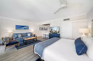 210 Sands Point Rd, Longboat Key, FL 34228 - Photo 17