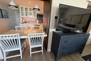 210 Sands Point Rd, Longboat Key, FL 34228 - Photo 23