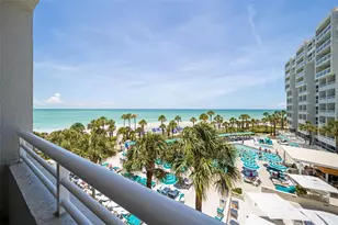 210 Sands Point Rd, Longboat Key, FL 34228 - Photo 9