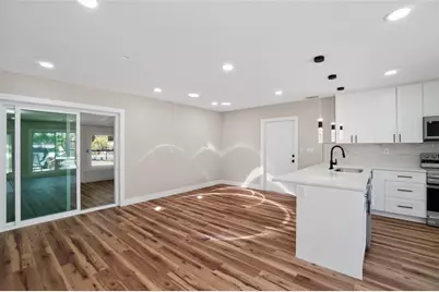 1524 Carson Circle NE, Saint Petersburg, FL 33703 - Photo 21
