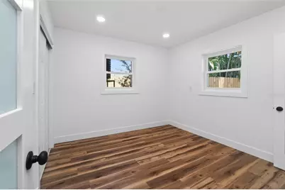 1524 Carson Circle NE, Saint Petersburg, FL 33703 - Photo 27