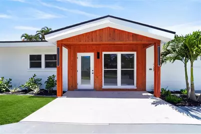 1524 Carson Circle NE, Saint Petersburg, FL 33703 - Photo 7