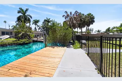 1524 Carson Circle NE, Saint Petersburg, FL 33703 - Photo 61