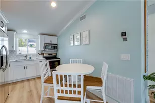 3009 Avenue E, Bradenton Beach, FL 34217 - Photo 7