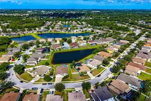 6143 42nd St Cir E, Bradenton, FL 34203 - Photo 5
