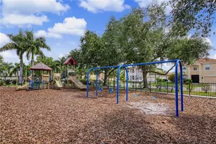 6143 42nd St Cir E, Bradenton, FL 34203 - Photo 31