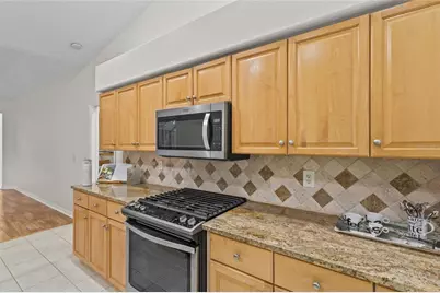 8315 Deerbrook Circle, Sarasota, FL 34238 - Photo 15