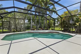 8315 Deerbrook Cir, Sarasota, FL 34238 - Photo 5