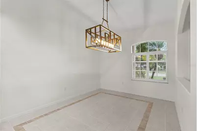 8315 Deerbrook Circle, Sarasota, FL 34238 - Photo 11