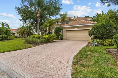 7627 Desert Inn Way, Bradenton, FL 34202 - Photo 3
