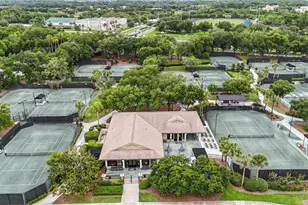 7627 Desert Inn Way, Bradenton, FL 34202 - Photo 59
