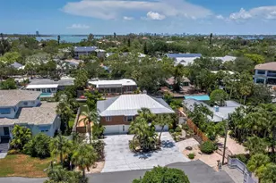 521 Cummings St, Sarasota, FL 34242 - Photo 3