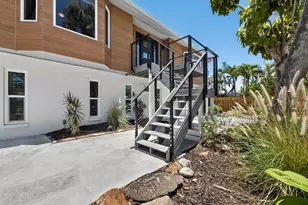 521 Cummings St, Sarasota, FL 34242 - Photo 5