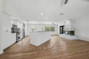521 Cummings St, Sarasota, FL 34242 - Photo 11
