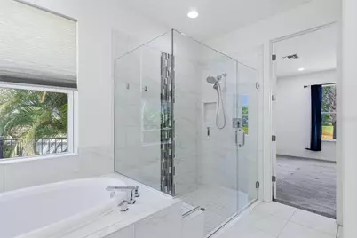 5713 Sunflower Circle, Sarasota, FL 34238 - Photo 15