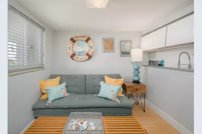 845 Benjamin Franklin Drive #302, Sarasota, FL 34236 - Photo 13