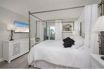 845 Benjamin Franklin Drive #302, Sarasota, FL 34236 - Photo 15