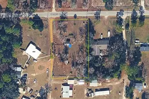 8326 W Oak St, Crystal River, FL 34428 - Photo 1