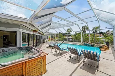 1615 Saint Pauls Drive, Clearwater, FL 33764 - Photo 23