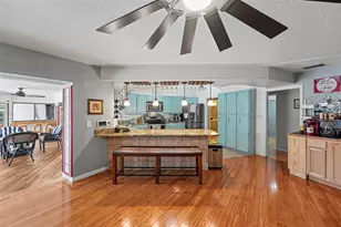 1615 St Pauls Dr, Clearwater, FL 33764 - Photo 5