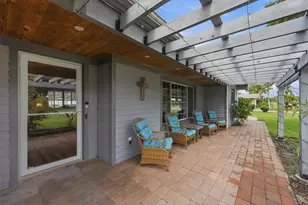 7714 N Leewynn Dr, Sarasota, FL 34240 - Photo 3