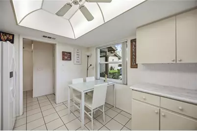 266 Oak Hill Drive #34, Sarasota, FL 34232 - Photo 9