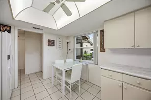 266 Oak Hill Dr, Sarasota, FL 34232 - Photo 9