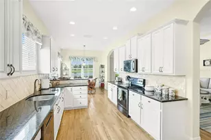3631 Summerwind Cir, Bradenton, FL 34209 - Photo 9