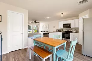 2737 E Price Blvd, North Port, FL 34288 - Photo 11