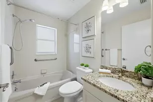 8006 Bobcat Cir, Sarasota, FL 34238 - Photo 23
