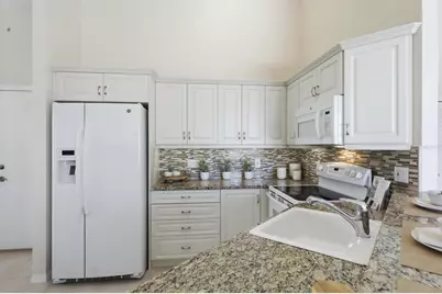 8006 Bobcat Circle, Sarasota, FL 34238 - Photo 13