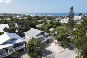 207 71st St, Holmes Beach, FL 34217 - Photo 25