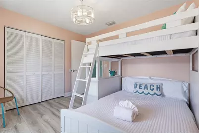 207 71st Street #E, Holmes Beach, FL 34217 - Photo 9