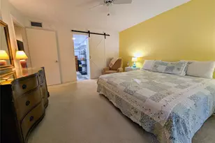 3564 Lake Bayshore Dr, Bradenton, FL 34205 - Photo 15
