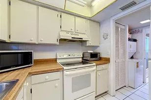 205 Highland Ave, Bradenton Beach, FL 34217 - Photo 15