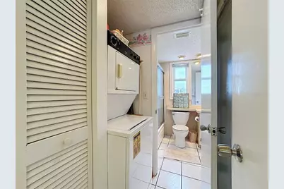 205 Highland Avenue #3, Bradenton Beach, FL 34217 - Photo 17